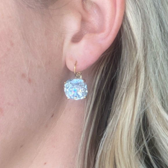 Faux diamond earrings - Picture 2 of 3